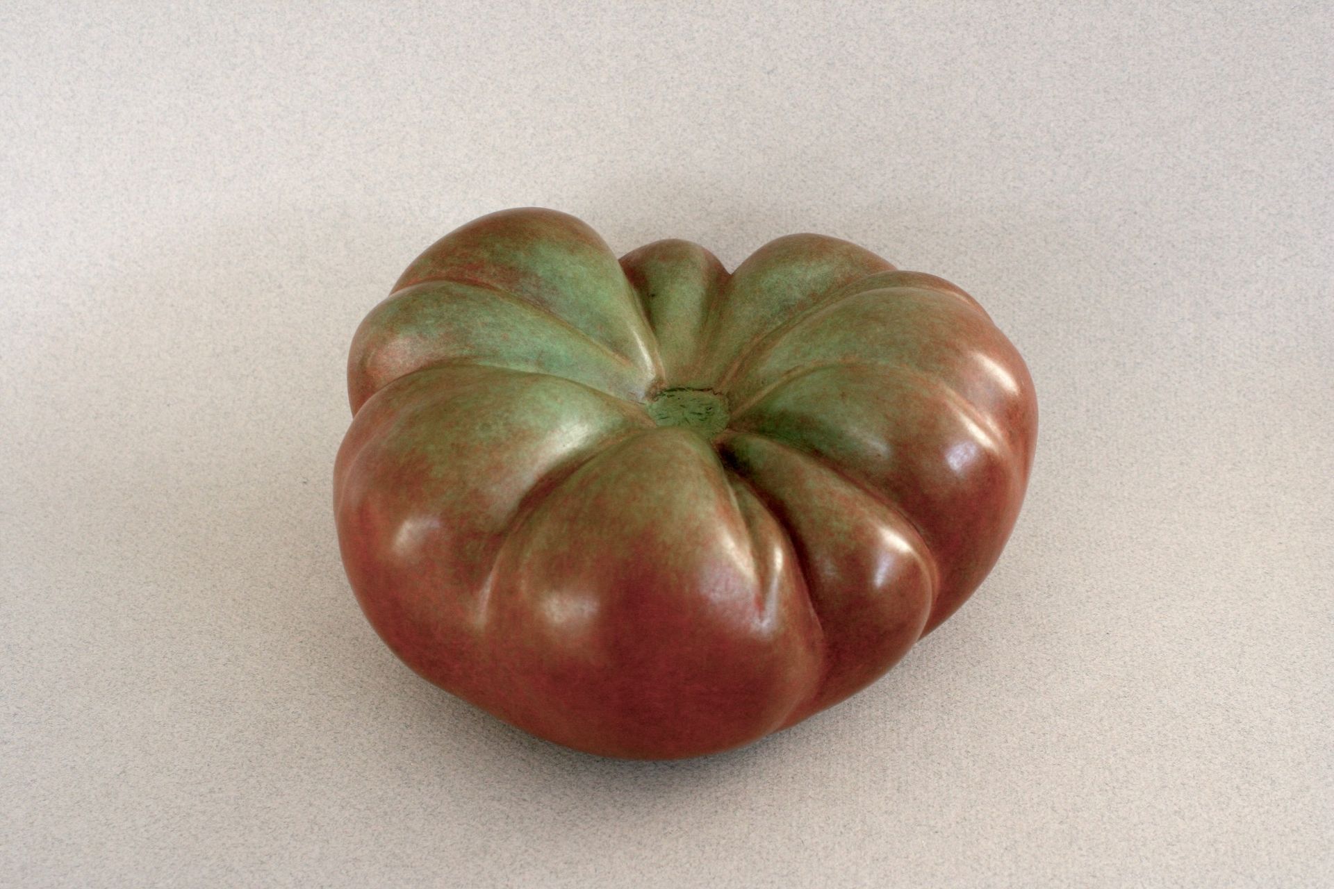 Ma Monde I by Veda Hallowes, null