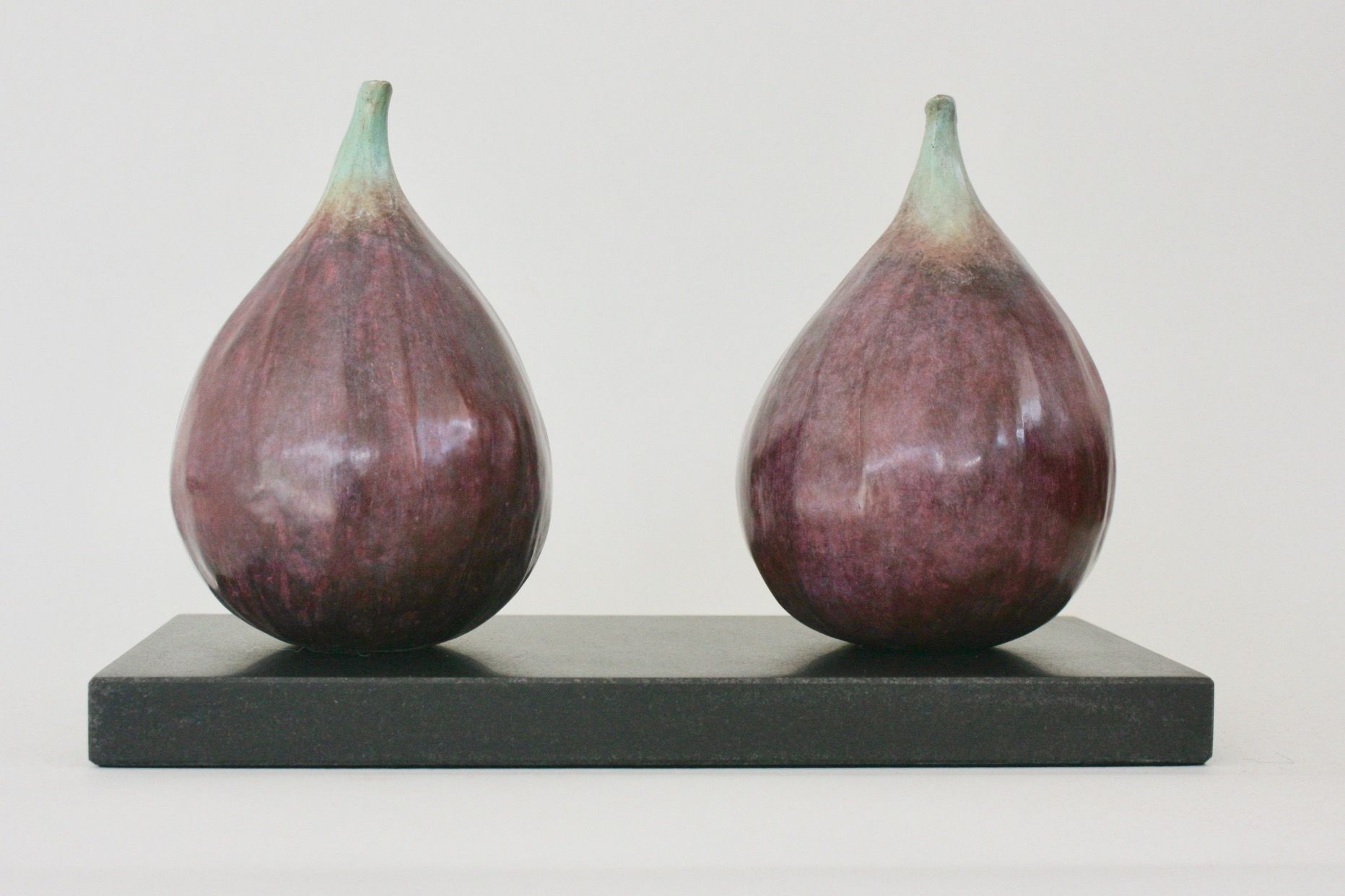 Vis a Vis by Veda Hallowes, null