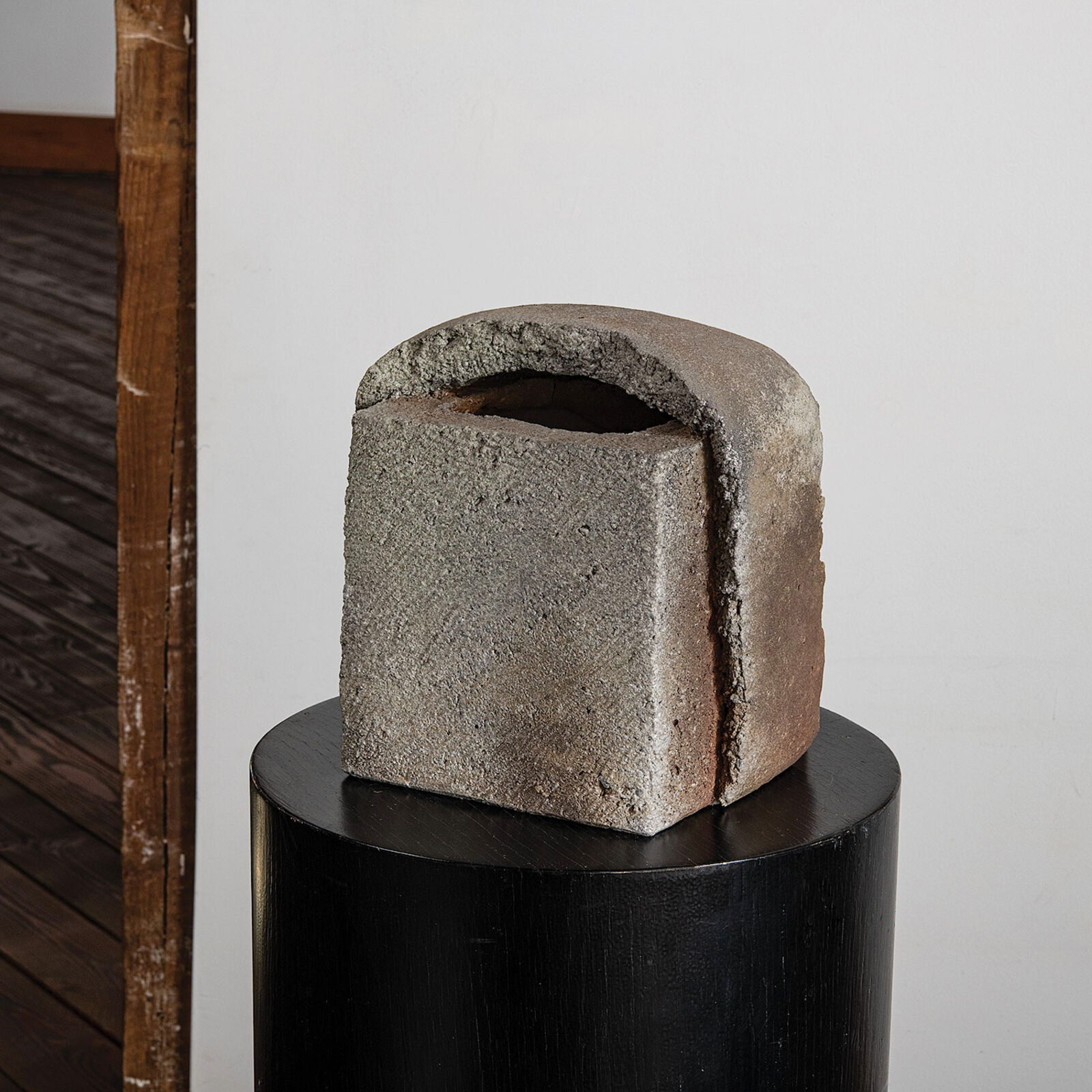 Ceramic 53 - Hajibito by Yasuhisa Kohyama, 1991
