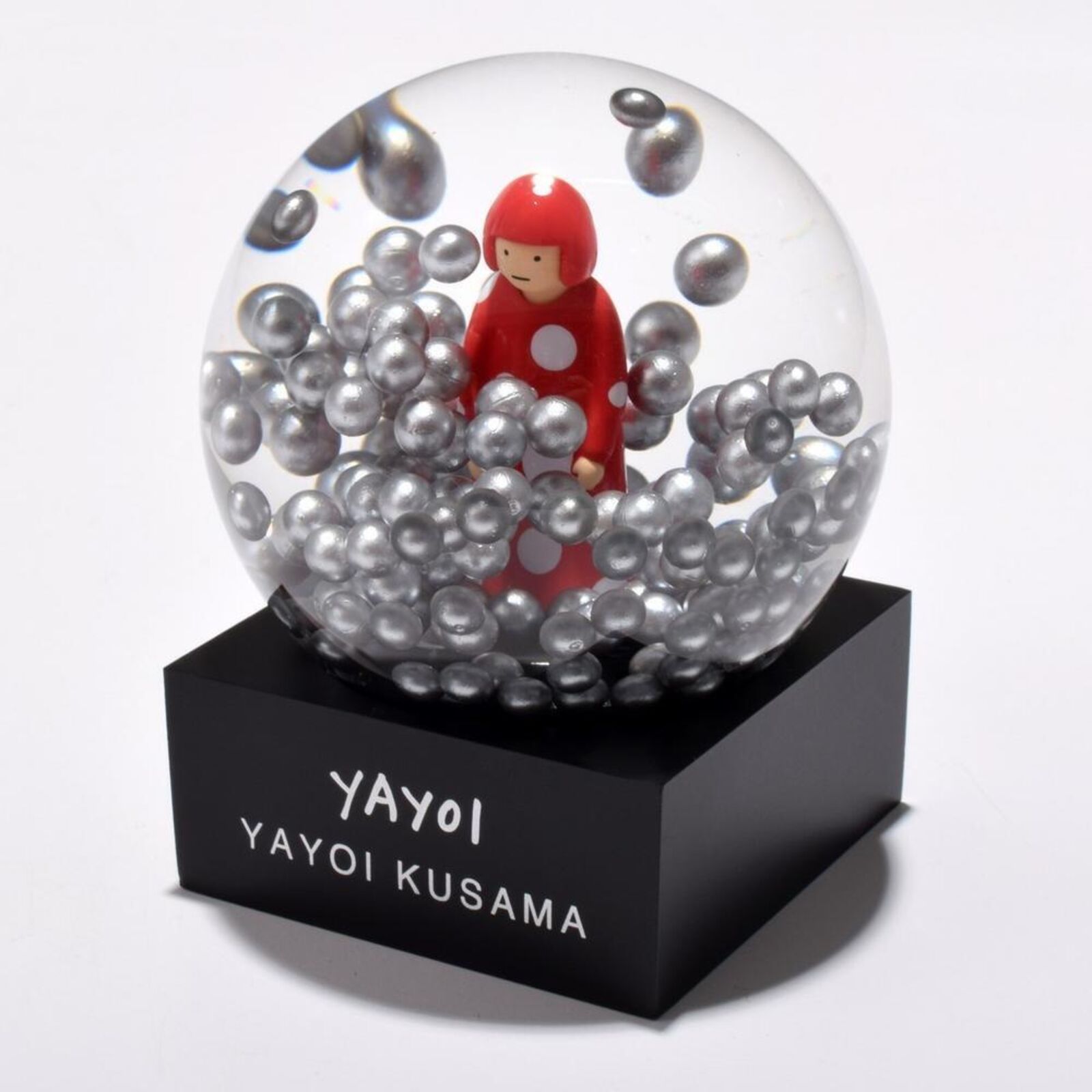 Snow Globe (Narcissus Garden) by Yayoi Kusama, 2019