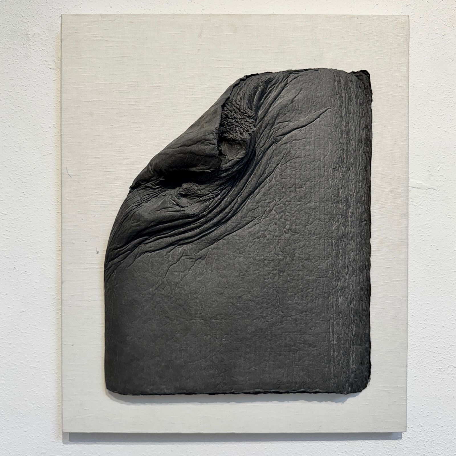 The Earth Breathes - Mageru (Bend) by Yoshio Ikezaki, 1999