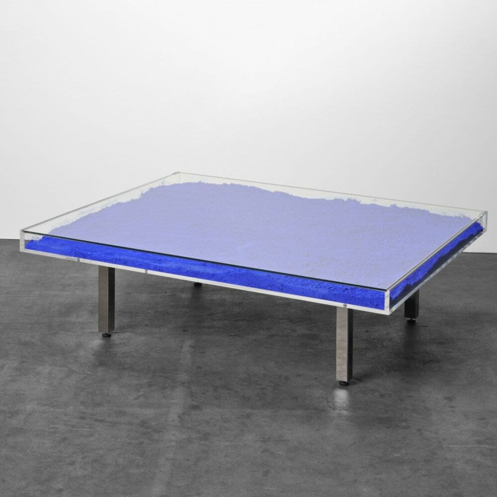 Table IKB® (Blue)